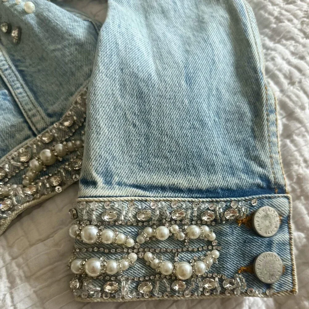 Gorgeous and show-stopping Alice + Olivia Nelson Denim Jacket - Picture 4 of 8